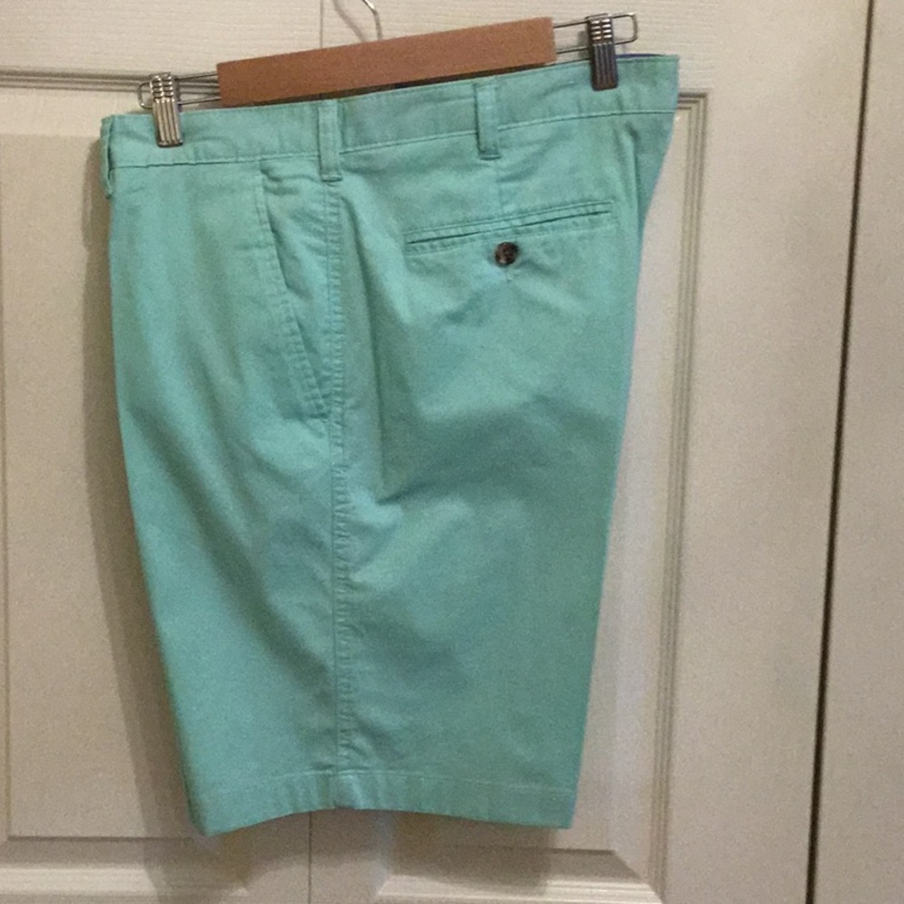 *EUC* Club Room sea foam green shorts. Size 36
